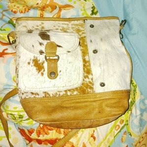 Crossbody purse